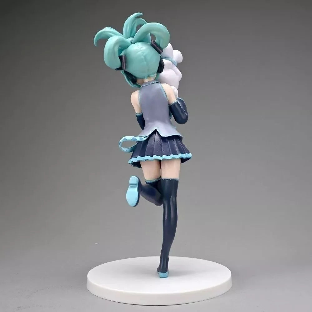 17 CM Anime Hatsune Miku X Cinnamoroll Figure Anime