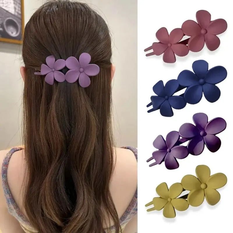 Nancy Flower Hair Clips - TIA ART HOUSE