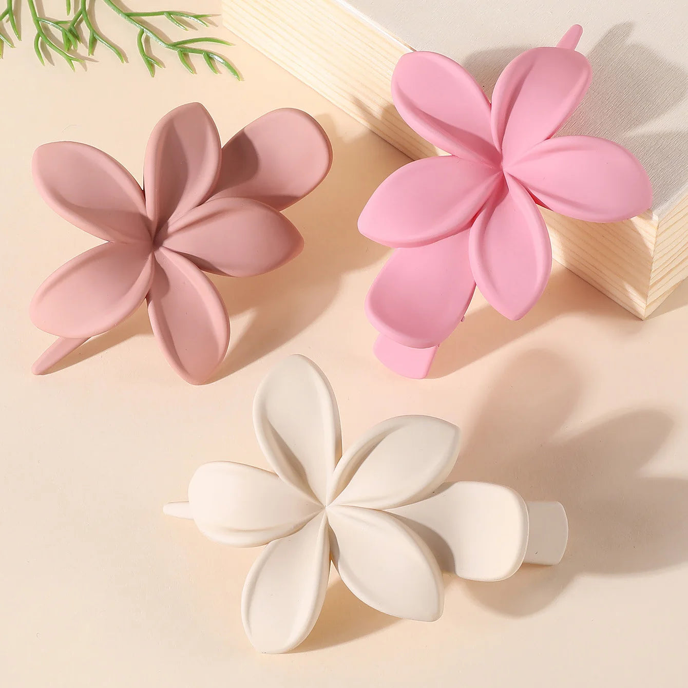 Nancy Flower Hair Clips - TIA ART HOUSE