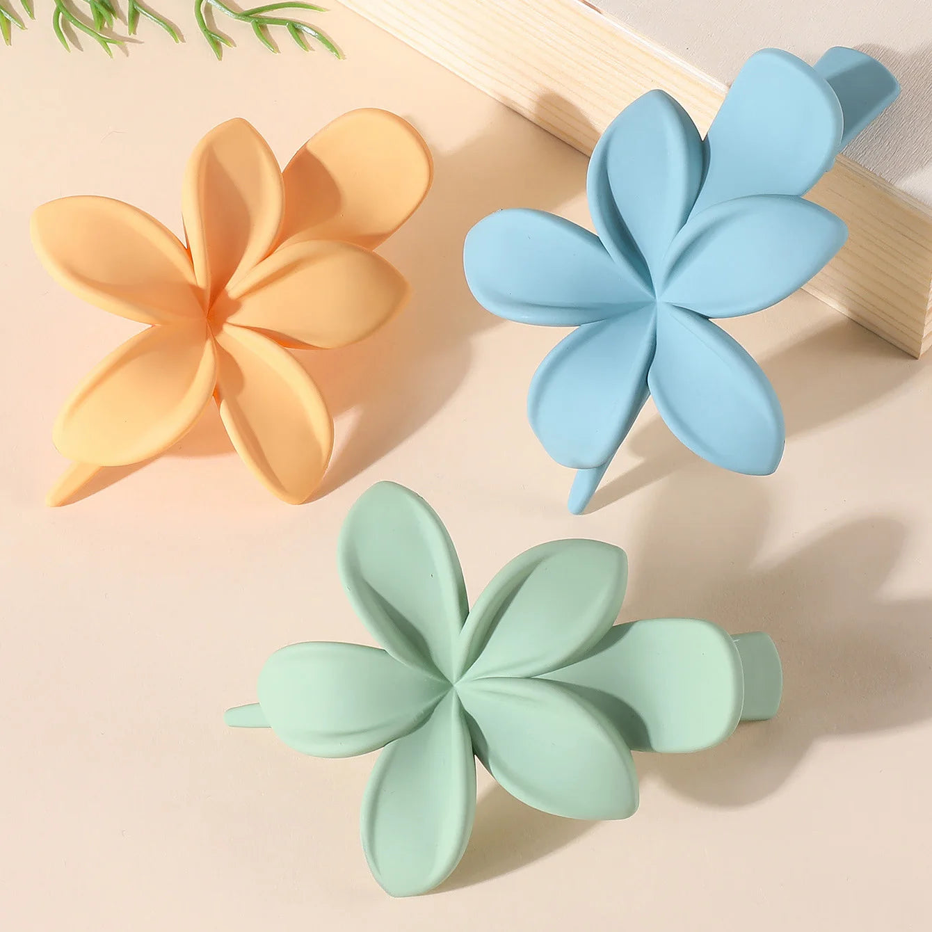 Nancy Flower Hair Clips - TIA ART HOUSE