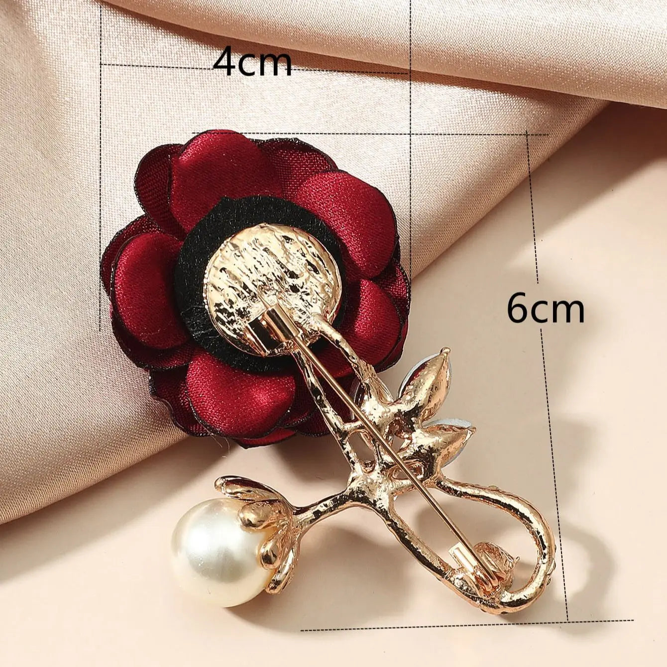 High-quality Red Rose Cloth Flowers Imitation Pearl Crystal Brooch