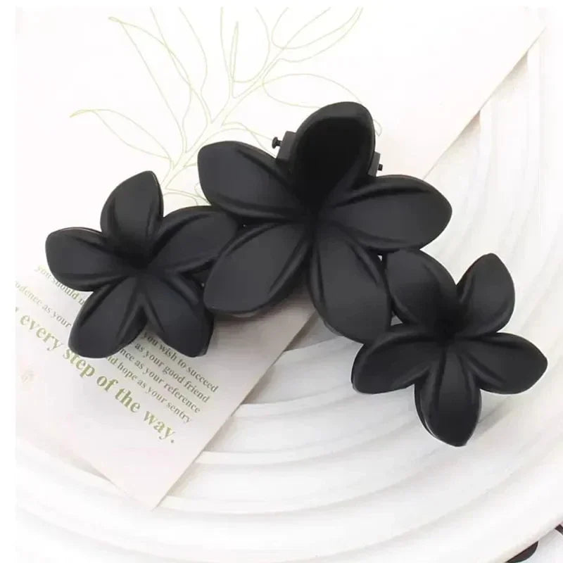 Kenda Hawaiian Hair Flower Clip - TIA ART HOUSE