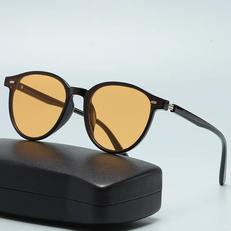 Arlet Sunglasses - TIA ART HOUSE