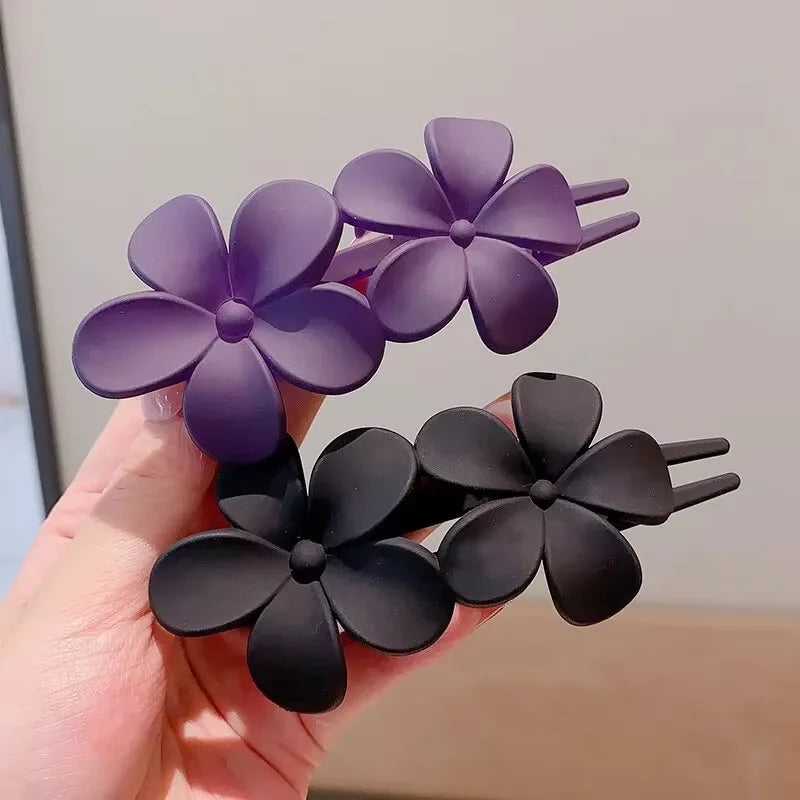 Nancy Flower Hair Clips - TIA ART HOUSE