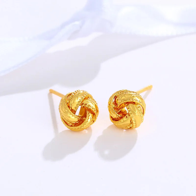 Pendientes sencillos de moda chapados en oro de 4k Pendientes con nudo chino Joyas para mujer Joyas con dijes Regalo de compromiso