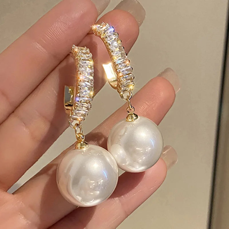 Deelia Pearl Dangle Earrings