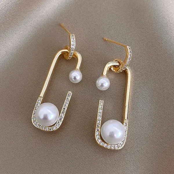 Deelia Pearl Dangle Earrings